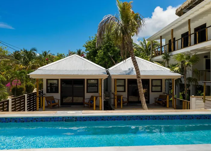 Three By The Sea By Floreo Holiday home