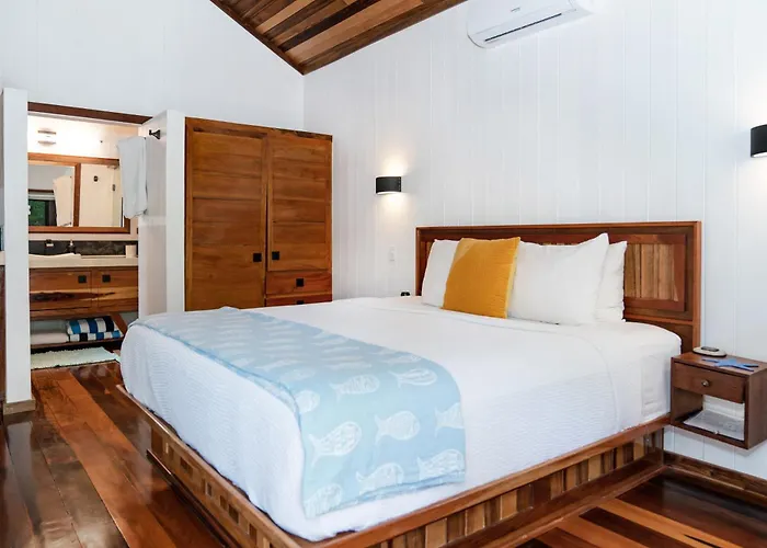 Three By The Sea By Floreo Holiday home *
