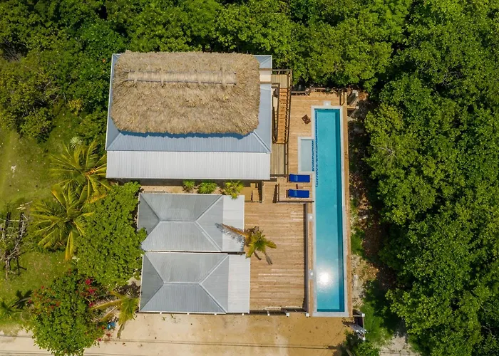 Three By The Sea By Floreo Holiday home San Pedro (Ambergris Caye)